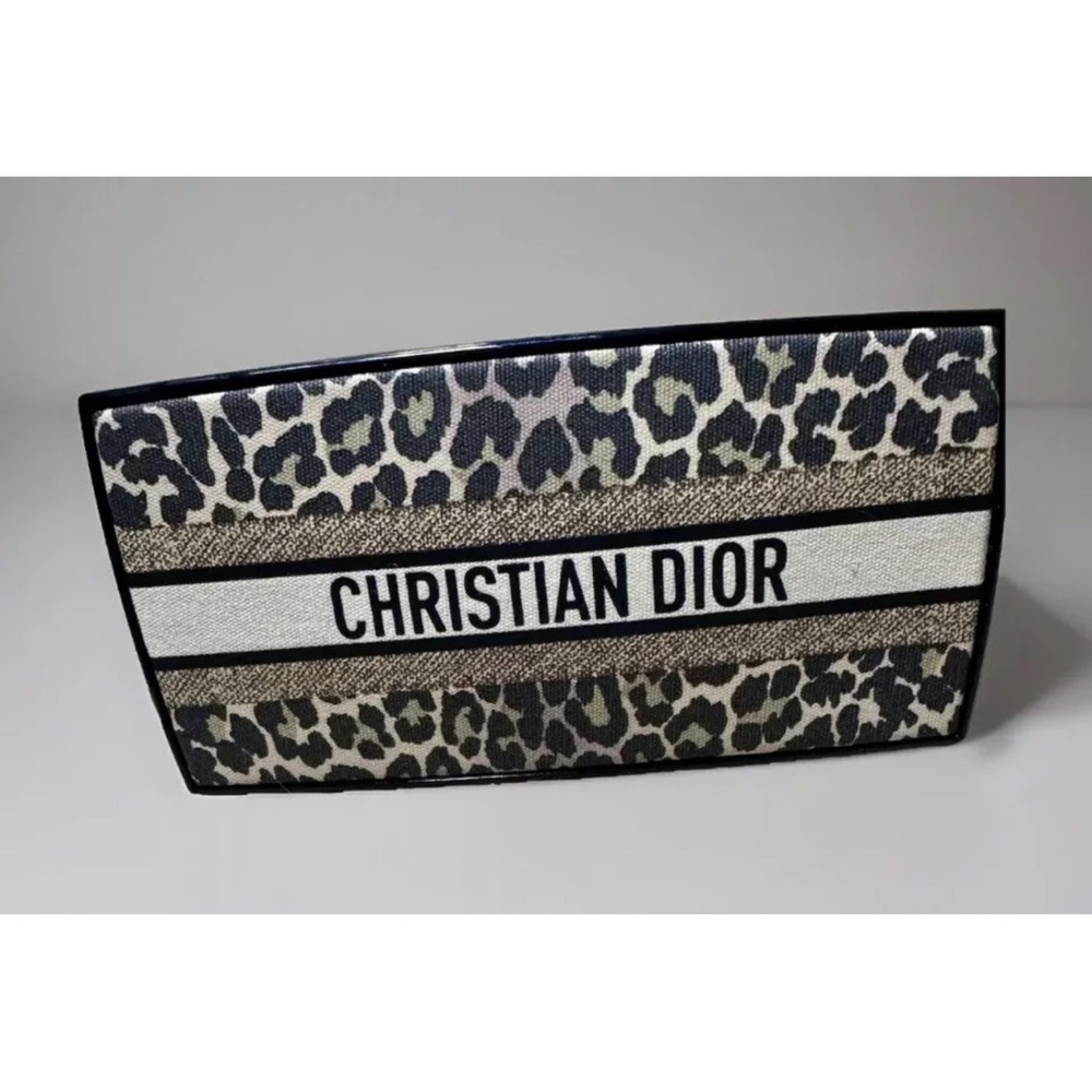 Brand New Dior Mitzah palette